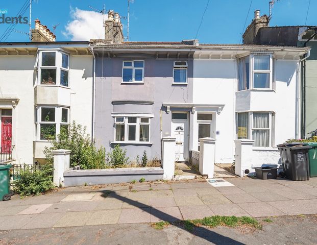 5 bedroom terraced house to rent - Photo 1