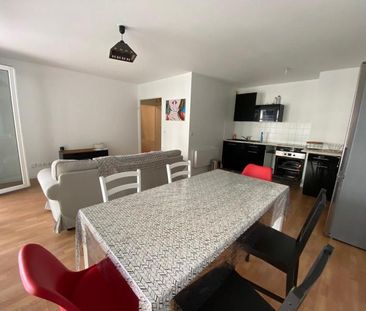 Location Appartement 2 pièces 49m² BORDEAUX 33800 - Photo 1