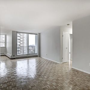 Yorkwoodsgate Apartments - Photo 2
