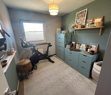 3 bedroom semi-detached house to rent - Photo 3