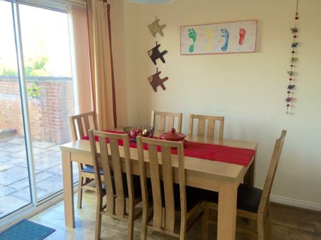 Wesley Road, Castle View, Caerphilly - Photo 2