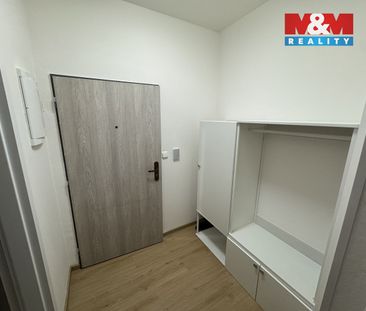 Pronájem bytu 1+kk 29 m² - Fotografie 5