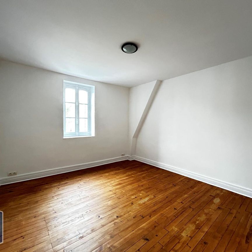 Location Appartement 3 pièces 81m² BRIVE LA GAILLARDE 19100 - Photo 1