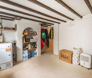 2 bedroom terraced house to rent - Photo 6