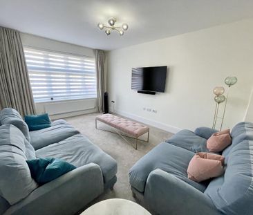 1 bedroom in a house share to rent - Photo 3