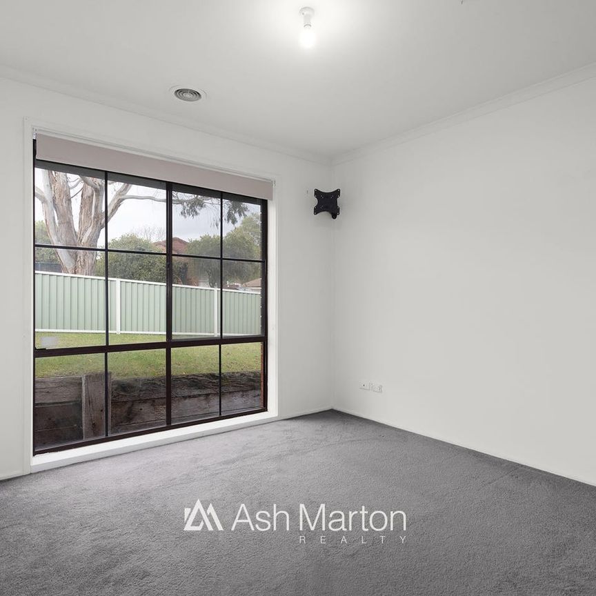 Family home in the Woodlands Estate - Photo 1