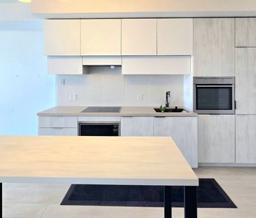 For Lease - 8 Eglinton Avenue Unit# 4406, Toronto, Ontario - Photo 2