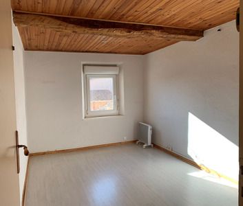 Location Appartement 3 pièces 70m² PIERREFEU DU VAR 83390 - Photo 2