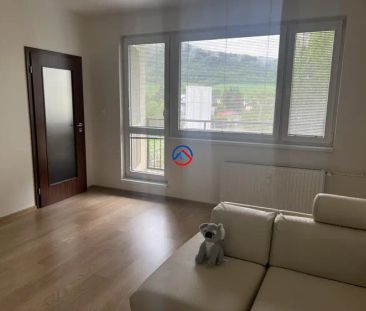 Pronájem zrekonstruovaného bytu 4+1 v Šumperku - Fotografie 2