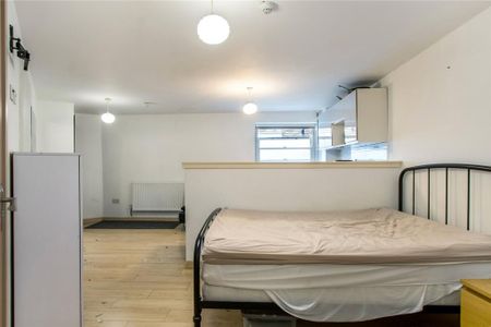 Studio to rent - Photo 4