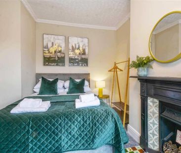 3 bedroom terraced house to rent - Photo 3