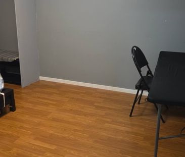 For Lease - 1274 Delphi Road, London East, Ontario - Photo 4