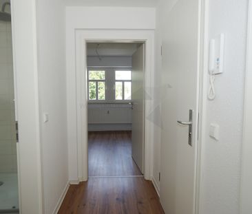 Moderne 3-Raum-Wohnung mit Dachterrasse und Einbauküche! - Photo 6