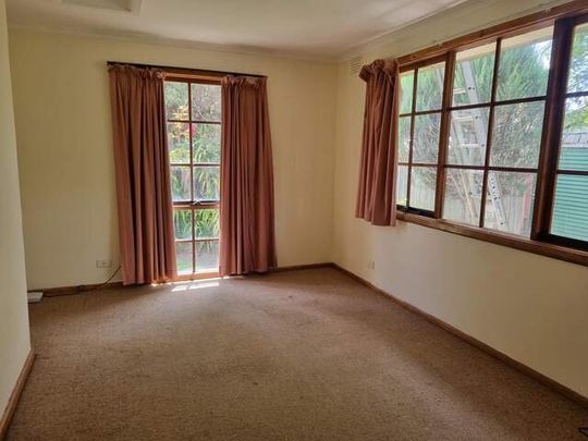 62 Dresden Street, Heidelberg Heights - Photo 1