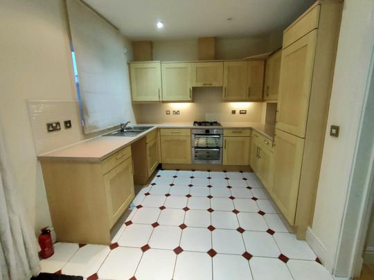 3 bedroom semi-detached house to rent - Photo 1