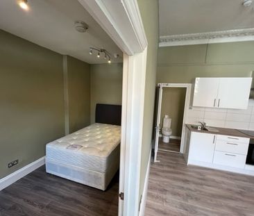 1 Bed Flat, Malwood Road, SW12 - Photo 5