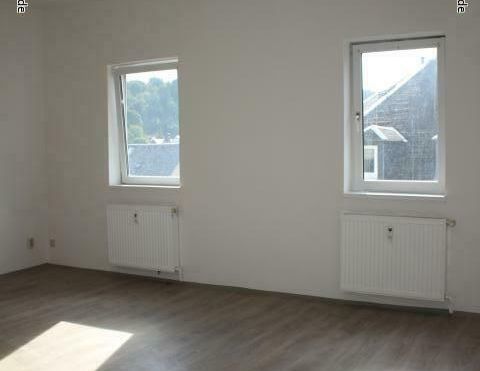 Modernes Wohnen mit saniertem Bad - Foto 1