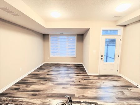 For Lease - 445 Ontario Street Unit# 91, Milton, Ontario - Photo 3