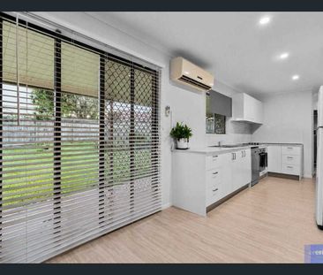 🏡 Comfortable Family Living in a Convenient Eagleby Location - Photo 5
