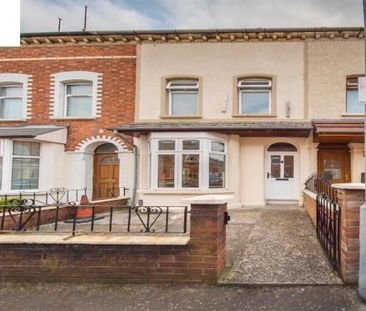 Room 3, 33 Farnham Street, Belfast, BT7 2FL - Photo 1