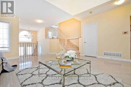 108 MELBOURNE DRIVE - Photo 3