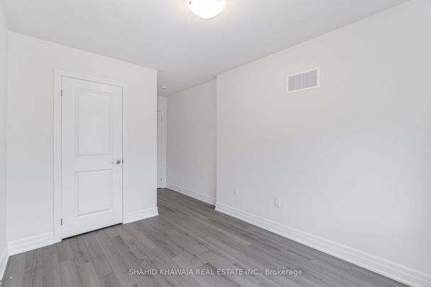 For Lease - 9241 WHITE OAK Avenue, Niagara Falls, Ontario - Photo 1