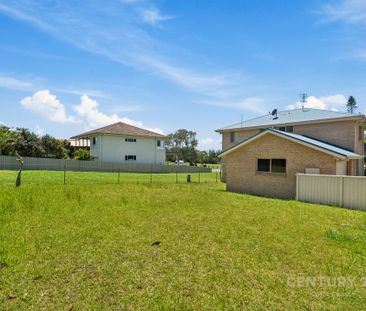 Coastal Living at Its Finest – 40 Sandys Beach Drive&comma; Sandy B... - Photo 2