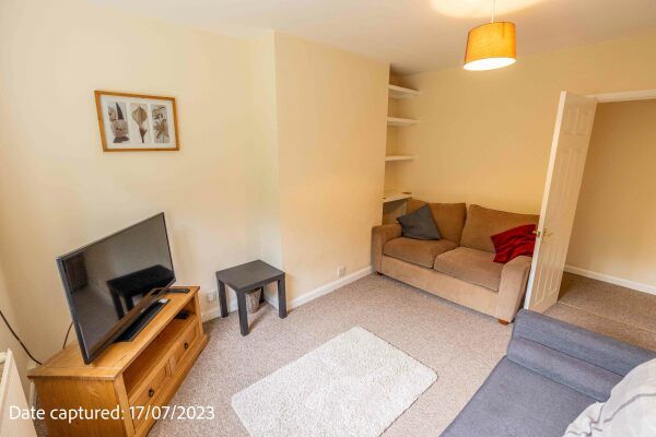 31 Sixth Avenue - Photo 1