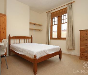 3 bedroom terraced house to rent - Photo 6