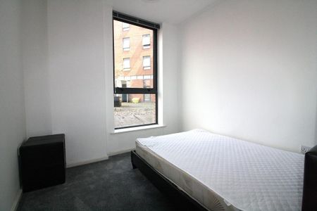 2 bedroom apartment to rent - Photo 2