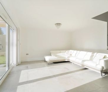 3 bedroom detached house to rent - Photo 1