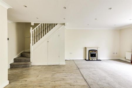 3 bedroom terraced house to rent - Photo 3