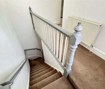 2 bedroom semi-detached house to rent - Photo 6