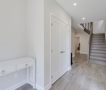 For Lease - 145 Boundstone Way, Kanata, Ontario - Photo 3