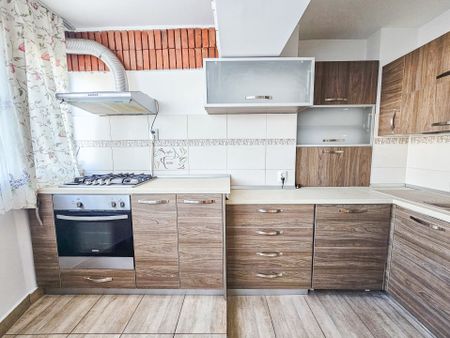 Închiriere 3 camere decomandat Piața Iancului, mobilat complet - Fotografie 3