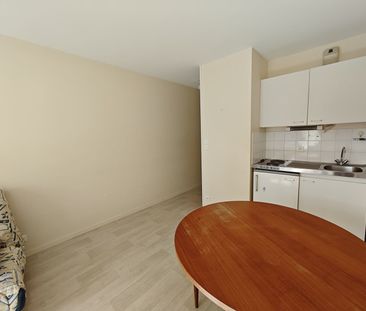 Location appartement 1 pièce, 20.00m², Cholet - Photo 1