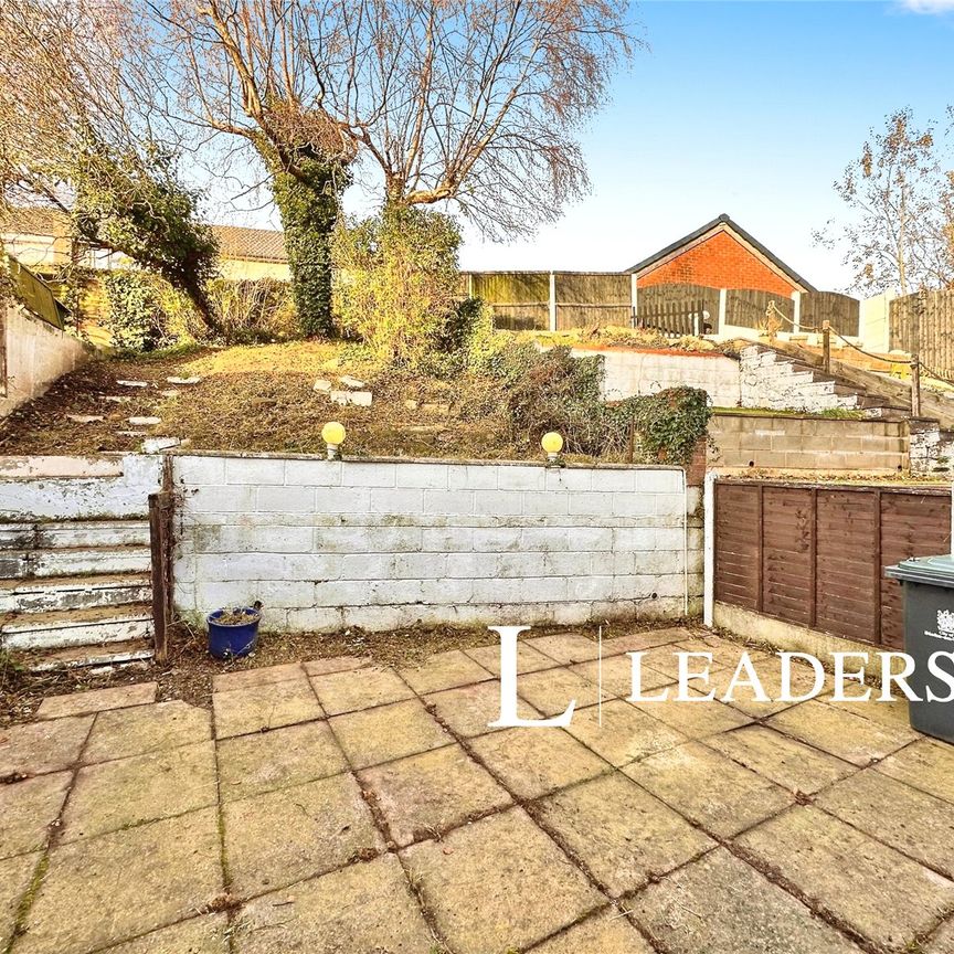 2 bedroom house to rent Frenchmoor Grove, Stoke-on-Trent, Staffordshire, ST3 - Photo 1