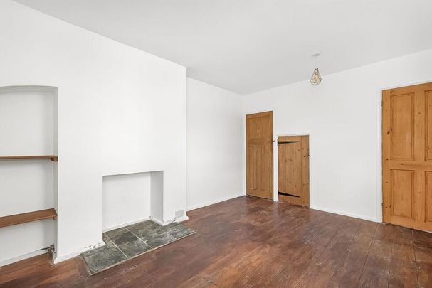 2 bedroom house to rent - Photo 1