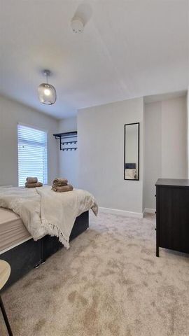 Room 2, 8 Pims Avenue, Belfast, BT4 1PJ - Photo 2