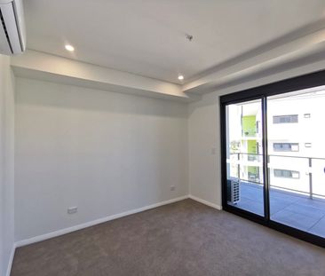 Beautiful One bed with City view - Photo 4