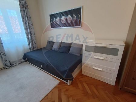 Apartament de inchiriat la 1 minut de Piata Mare - Photo 5