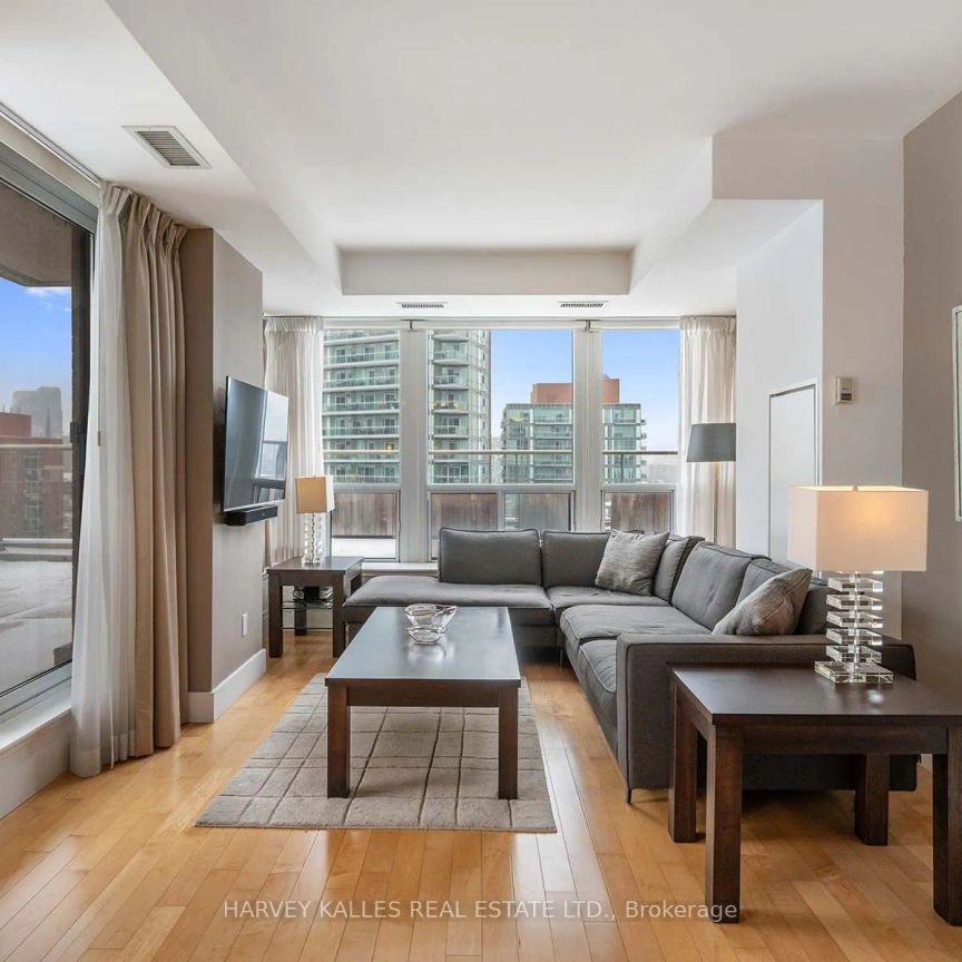 168 King Street E #1407 - Photo 1