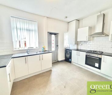 2 bedroom terraced house to rent - Photo 2