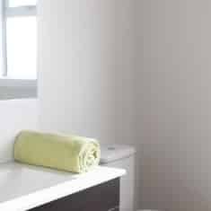 Self contained 1 bedroom unit - Photo 4