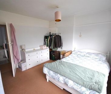 11 Sandhurst Drive, Bangor, BT20 5NX - Photo 5