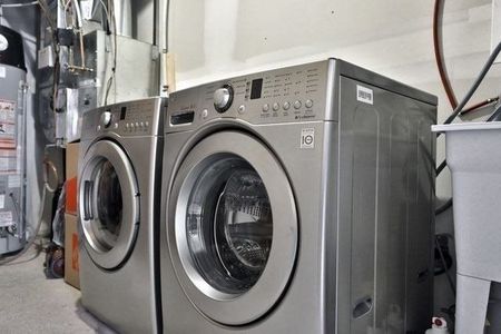 For Lease - 369 Cavanagh Lane, Milton, Ontario - Photo 3