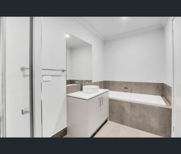 12 Dussehra St, Kalkallo, Vic 3064 - Photo 1