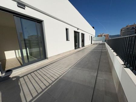 Alquiler de ático en Calle Menorca - Photo 4