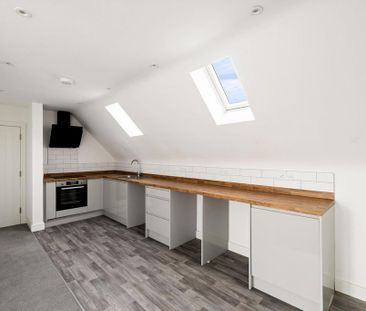 2 bedroom flat to rent - Photo 6