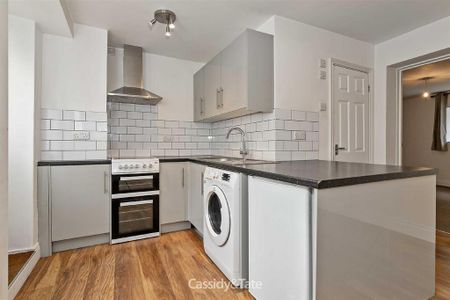 2 bedroom apartment to rent - Photo 2